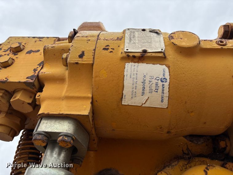 image for item ET4697 John Deere 762 elevating scraper