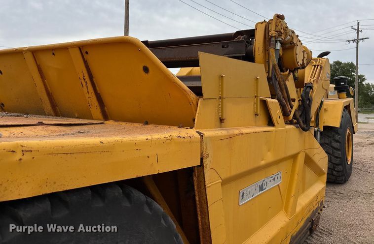 image for item ET4697 John Deere 762 elevating scraper