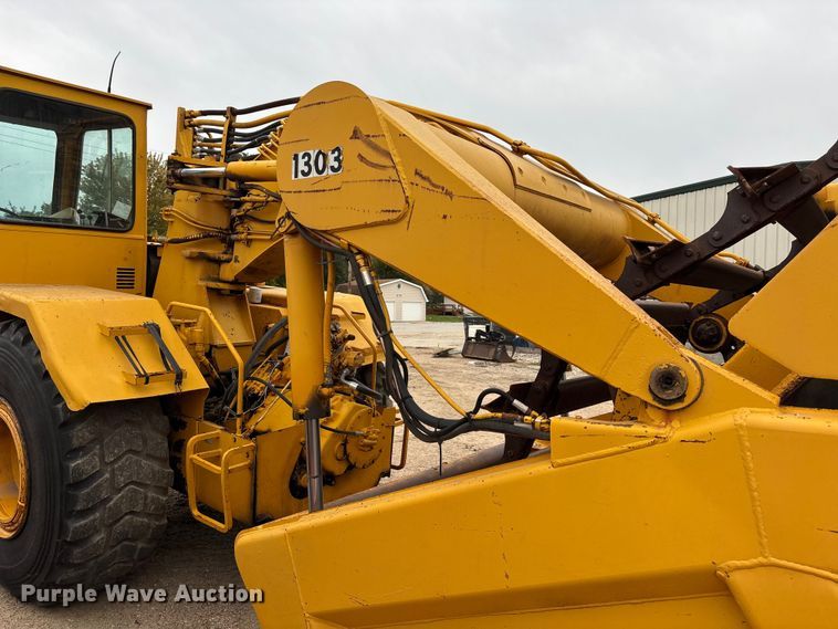 image for item ET4697 John Deere 762 elevating scraper