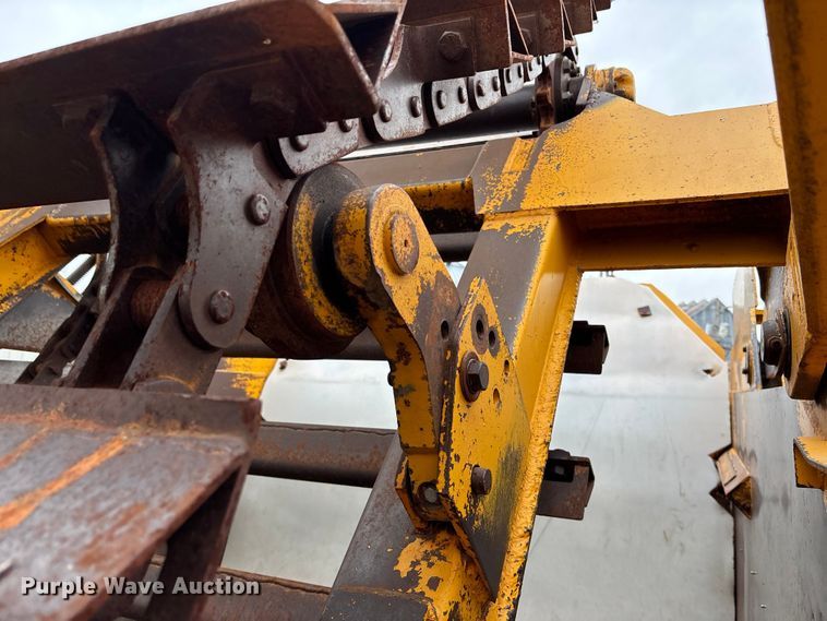 image for item ET4697 John Deere 762 elevating scraper