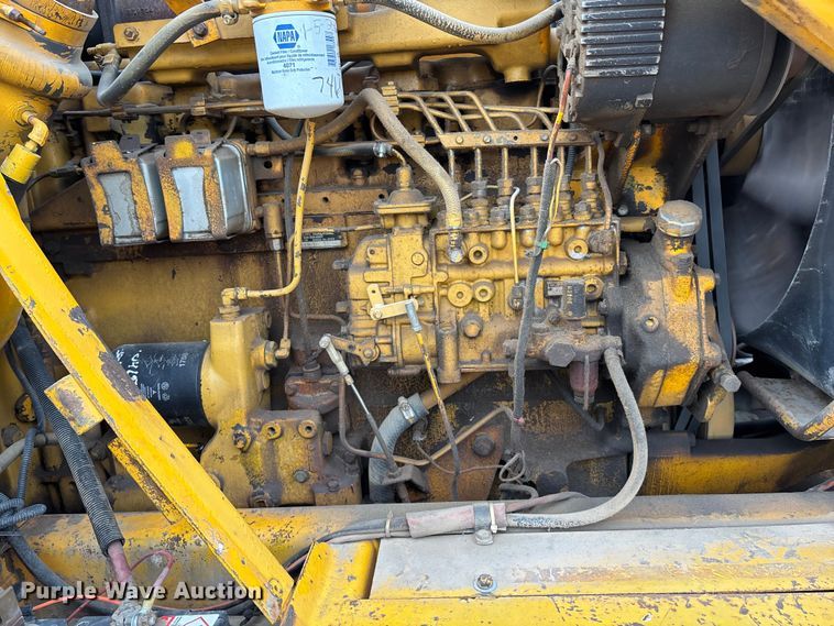 image for item ET4697 John Deere 762 elevating scraper