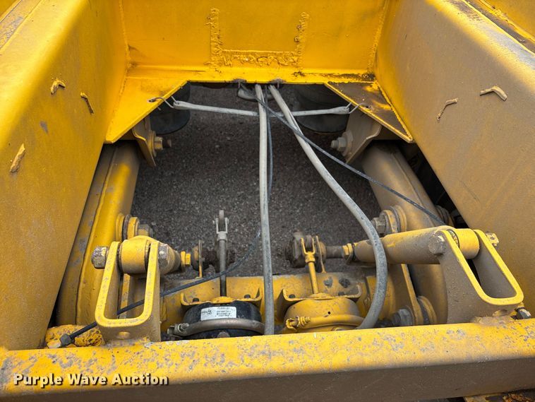 image for item ET4699 1986 Evans-Plugge Company 1986 bottom dump trailer