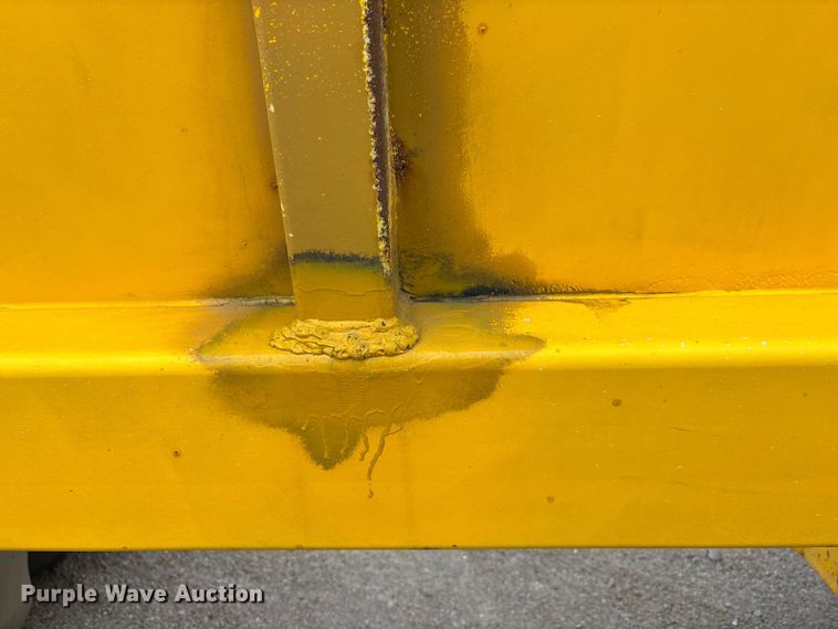 image for item ET4699 1986 Evans-Plugge Company 1986 bottom dump trailer