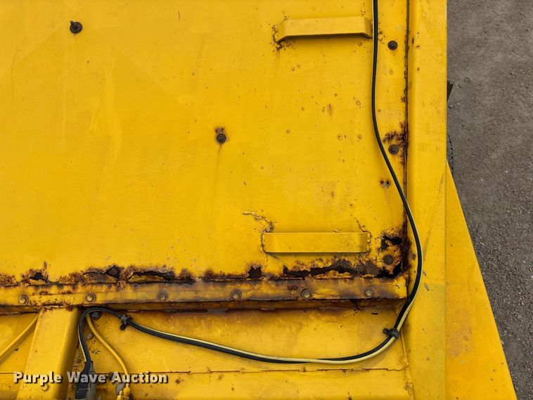 image for item ET4699 1986 Evans-Plugge Company 1986 bottom dump trailer