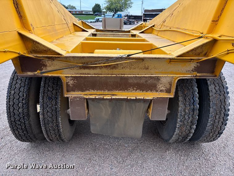 image for item ET4699 1986 Evans-Plugge Company 1986 bottom dump trailer
