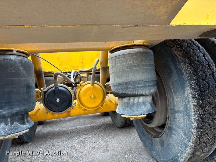 image for item ET4699 1986 Evans-Plugge Company 1986 bottom dump trailer