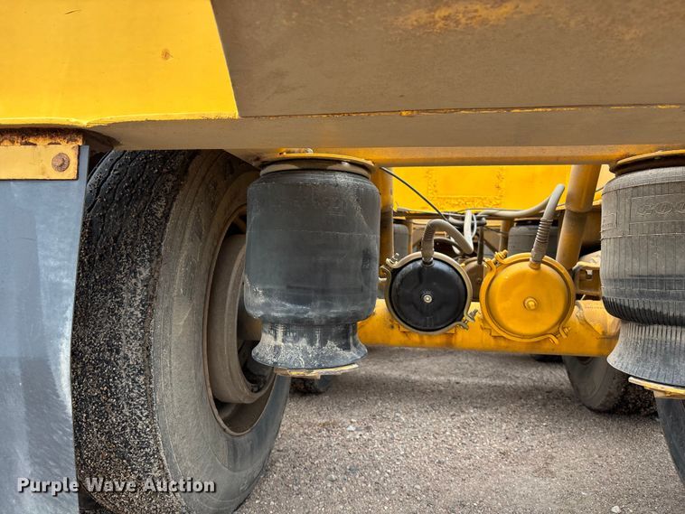 image for item ET4699 1986 Evans-Plugge Company 1986 bottom dump trailer