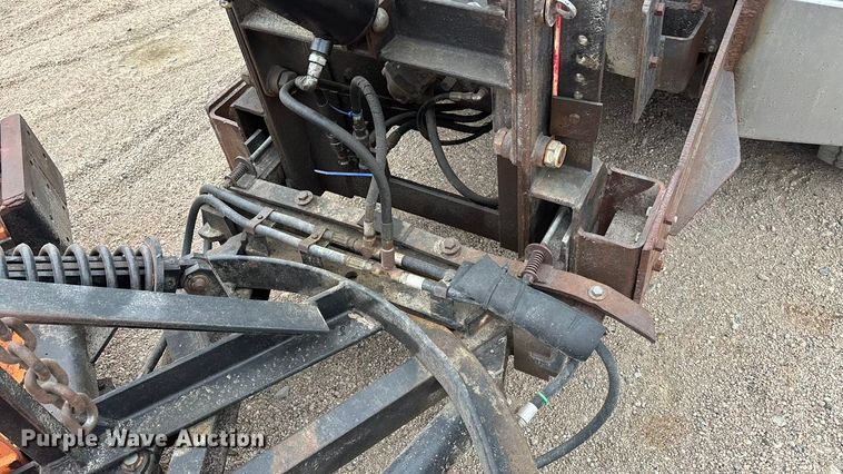 image for item ET4700 1998 Mack RD688S dump truck