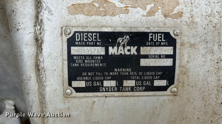 image for item ET4700 1998 Mack RD688S dump truck