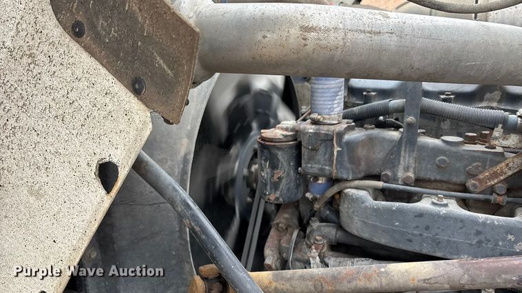 image for item ET4700 1998 Mack RD688S dump truck