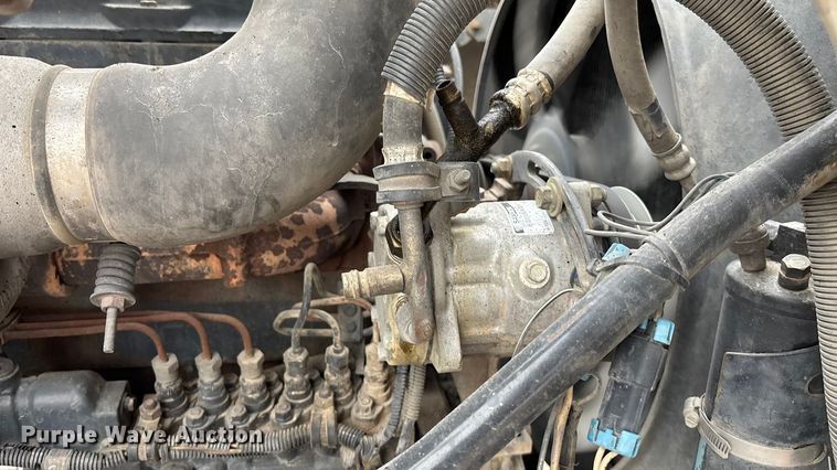 image for item ET4700 1998 Mack RD688S dump truck