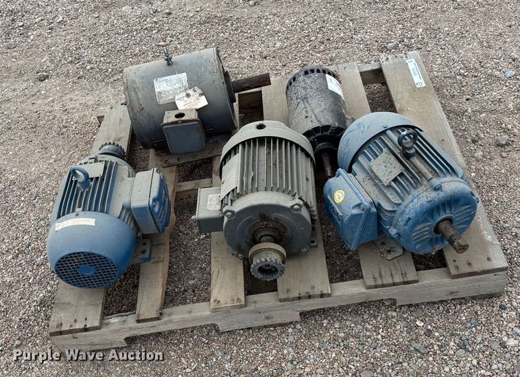 image for item ET4703 (5) electric motors