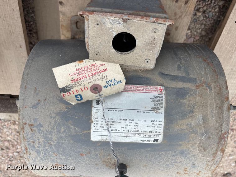 image for item ET4703 (5) electric motors