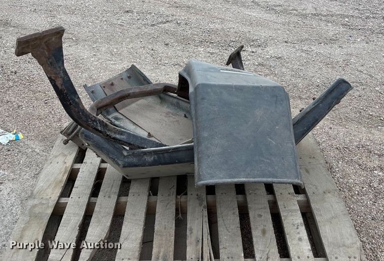 image for item ET4705 Motor grader parts