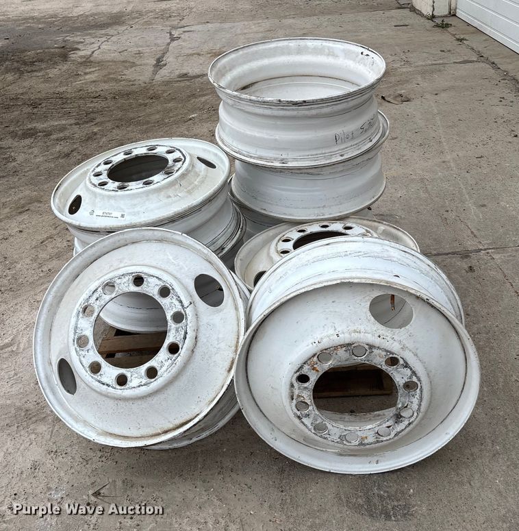 image for item ET4707 (8) truck wheels
