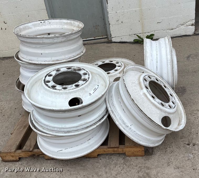 image for item ET4707 (8) truck wheels