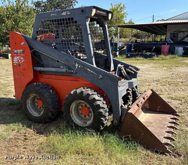 image for item ET7140 2004 Thomas 175 skid steer loader