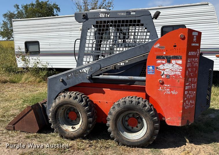 image for item ET7140 2004 Thomas 175 skid steer loader