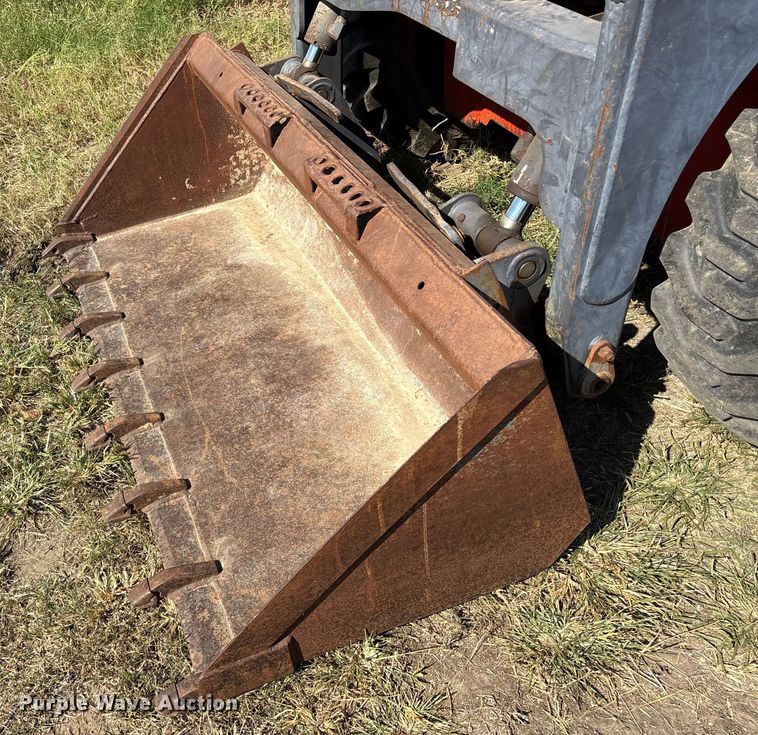 image for item ET7140 2004 Thomas 175 skid steer loader