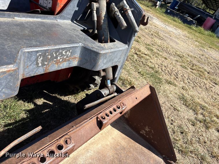 image for item ET7140 2004 Thomas 175 skid steer loader