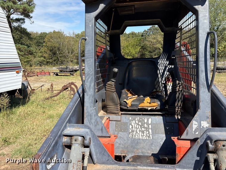 image for item ET7140 2004 Thomas 175 skid steer loader
