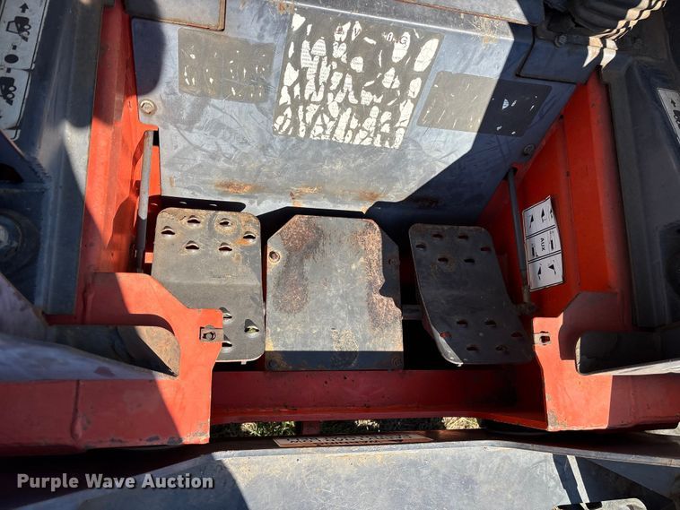 image for item ET7140 2004 Thomas 175 skid steer loader