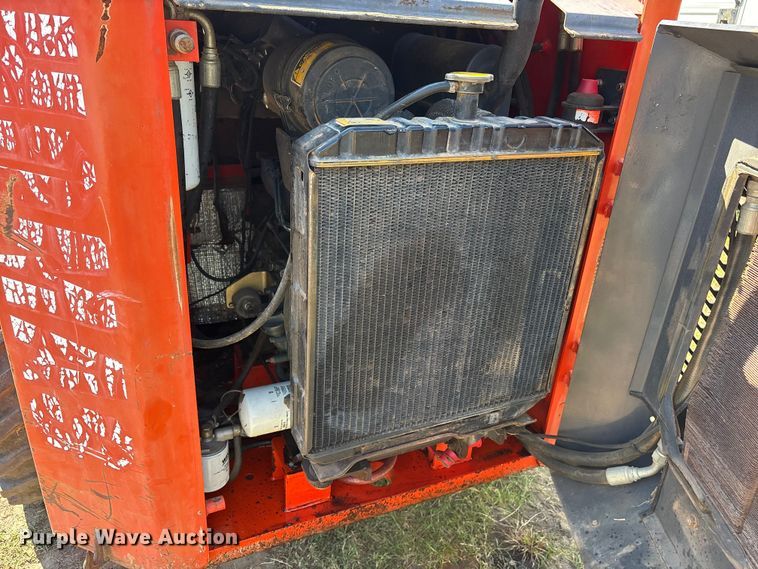 image for item ET7140 2004 Thomas 175 skid steer loader