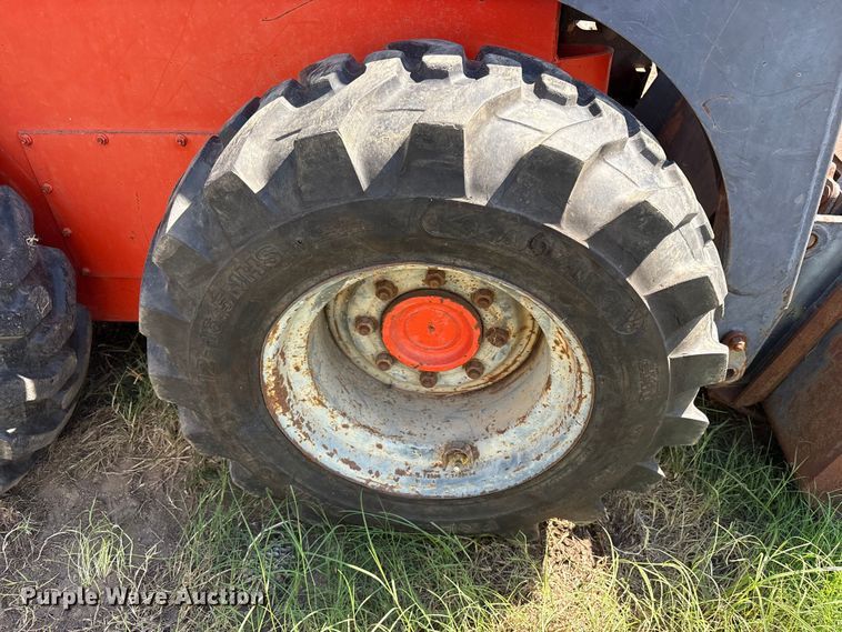 image for item ET7140 2004 Thomas 175 skid steer loader