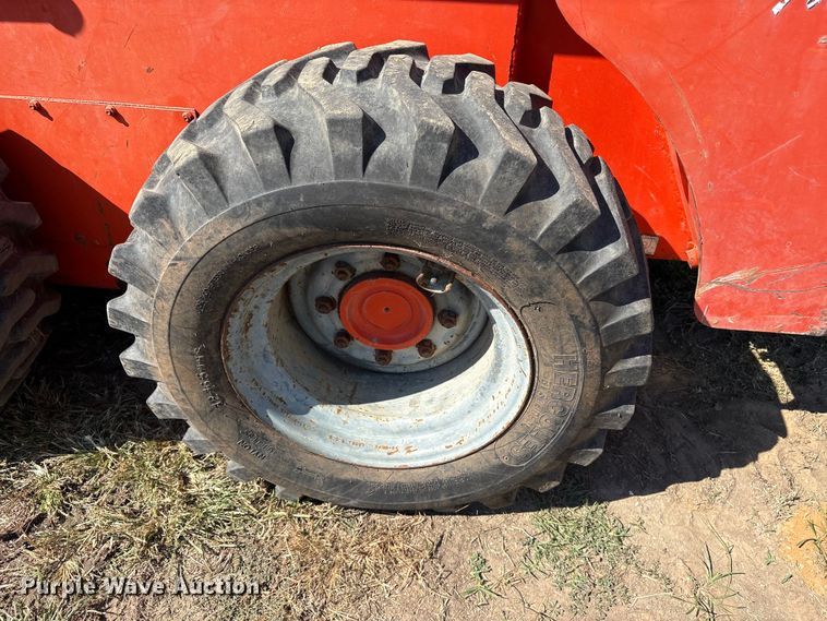 image for item ET7140 2004 Thomas 175 skid steer loader