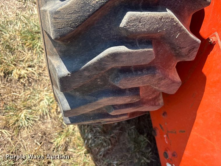 image for item ET7140 2004 Thomas 175 skid steer loader