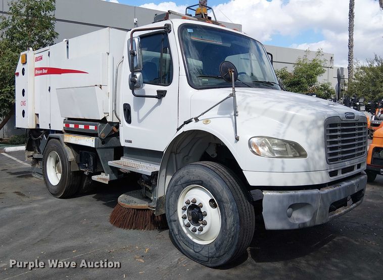 image for item EU2516 2010 Freighliner M2 106 street sweeper truck
