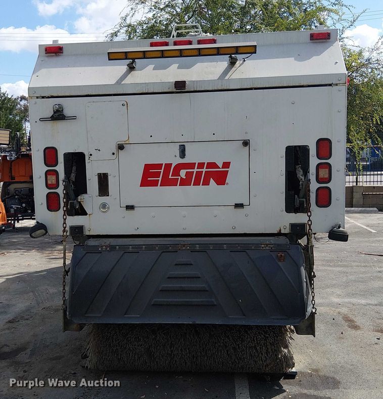 image for item EU2516 2010 Freighliner M2 106 street sweeper truck