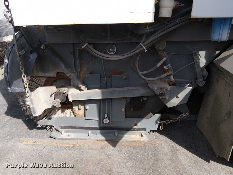 image for item EU2516 2010 Freighliner M2 106 street sweeper truck