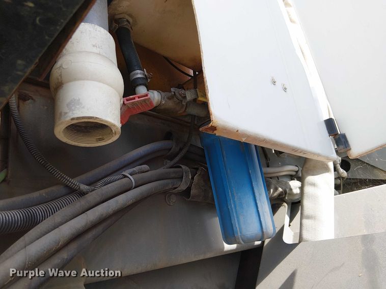 image for item EU2516 2010 Freighliner M2 106 street sweeper truck