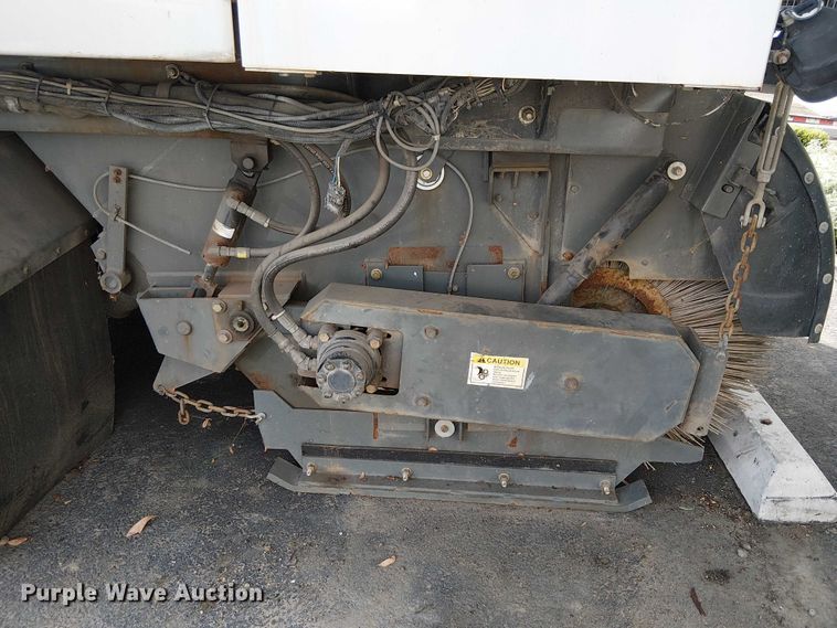 image for item EU2516 2010 Freighliner M2 106 street sweeper truck