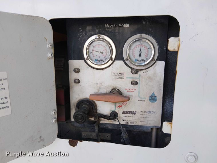 image for item EU2516 2010 Freighliner M2 106 street sweeper truck