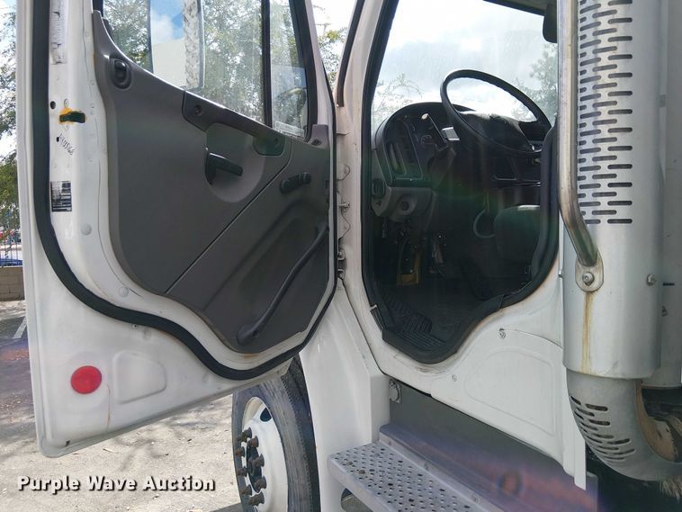 image for item EU2516 2010 Freighliner M2 106 street sweeper truck