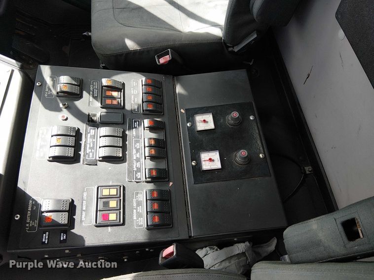 image for item EU2516 2010 Freighliner M2 106 street sweeper truck