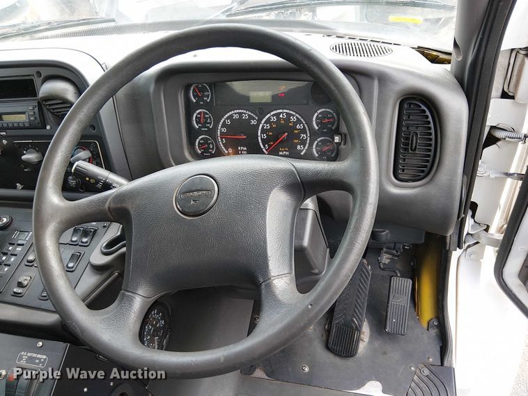 image for item EU2516 2010 Freighliner M2 106 street sweeper truck