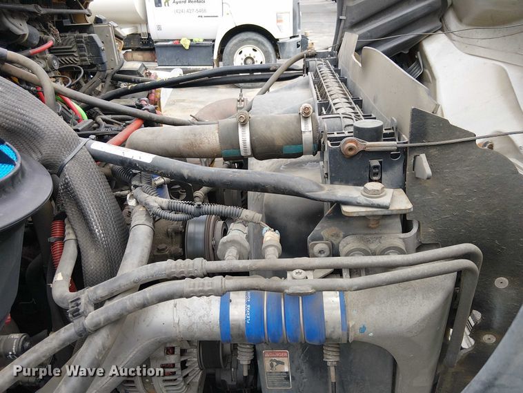 image for item EU2516 2010 Freighliner M2 106 street sweeper truck