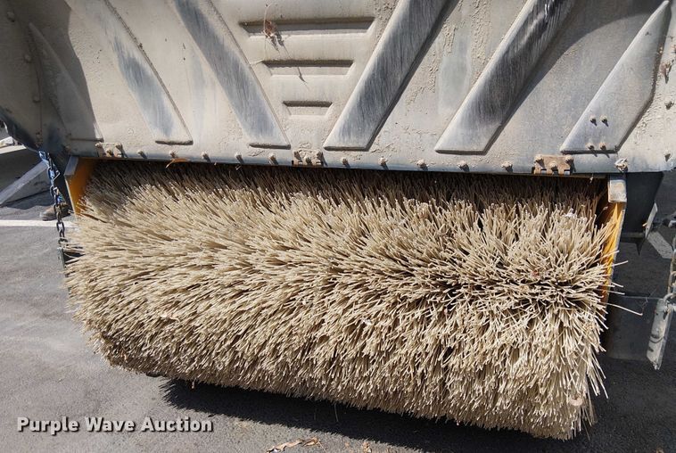 image for item EU2518 2010 Freighter M2 106 street sweeper truck