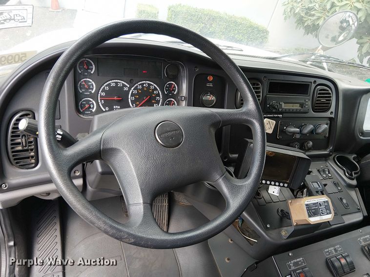 image for item EU2518 2010 Freighter M2 106 street sweeper truck