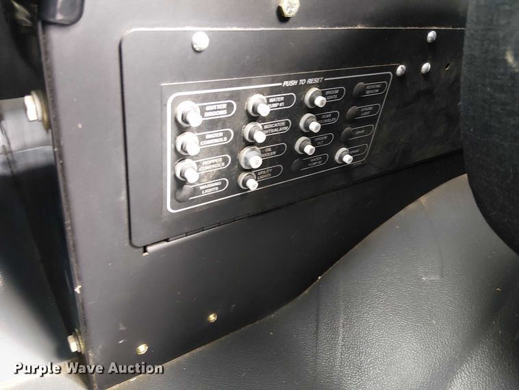 image for item EU2518 2010 Freighter M2 106 street sweeper truck