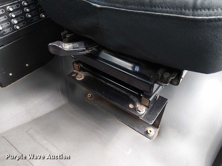 image for item EU2518 2010 Freighter M2 106 street sweeper truck