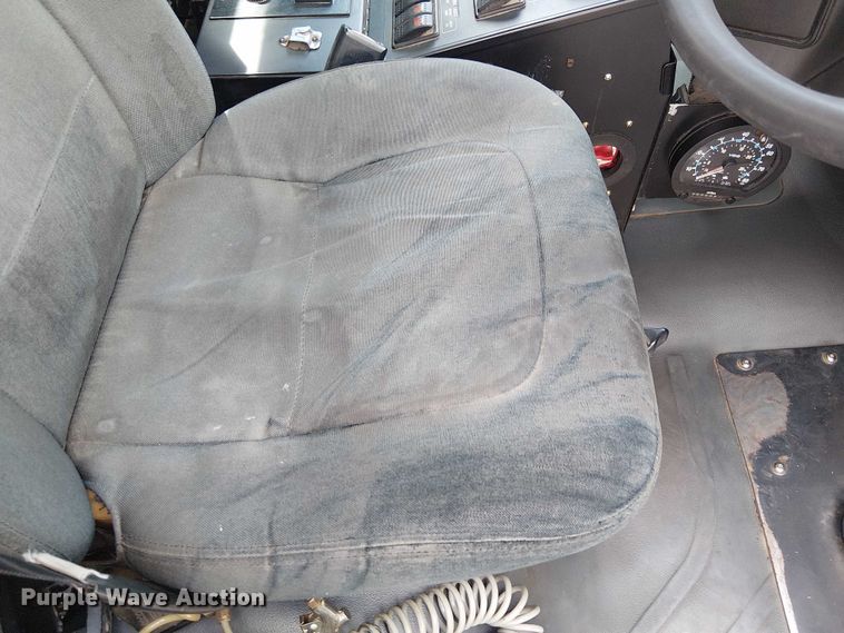 image for item EU2518 2010 Freighter M2 106 street sweeper truck