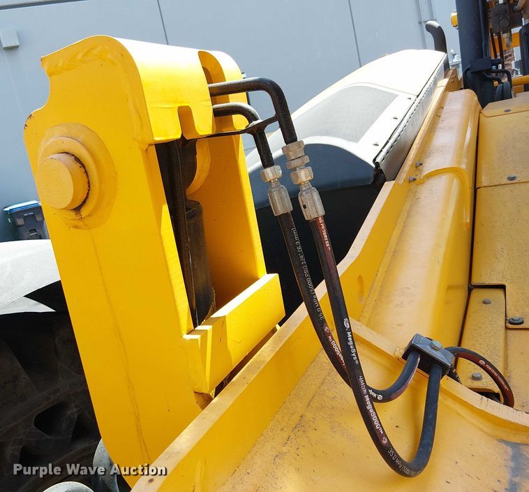 image for item EU2519 2020 JCB 510.56 F telehandler