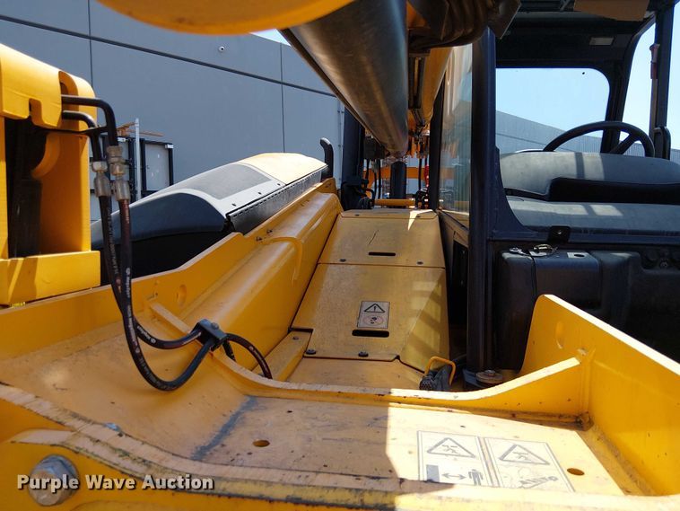 image for item EU2519 2020 JCB 510.56 F telehandler