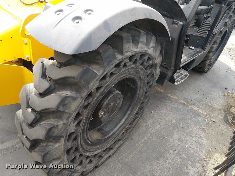 image for item EU2519 2020 JCB 510.56 F telehandler