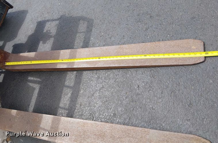 image for item EU2520 2021 Genie GTH-5519 telehandler