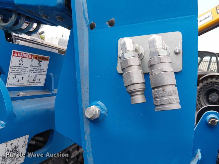 image for item EU2520 2021 Genie GTH-5519 telehandler